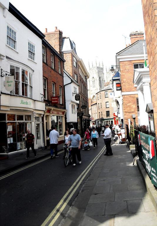11 Talbot Court Apartamento York Exterior foto