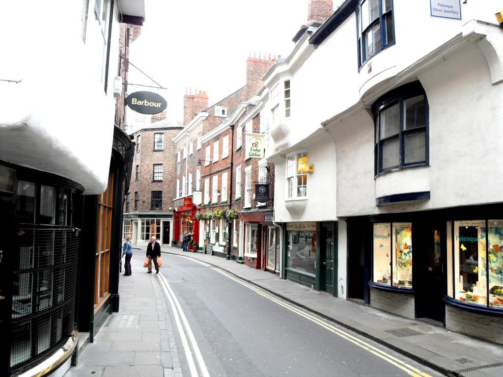 11 Talbot Court Apartamento York Exterior foto
