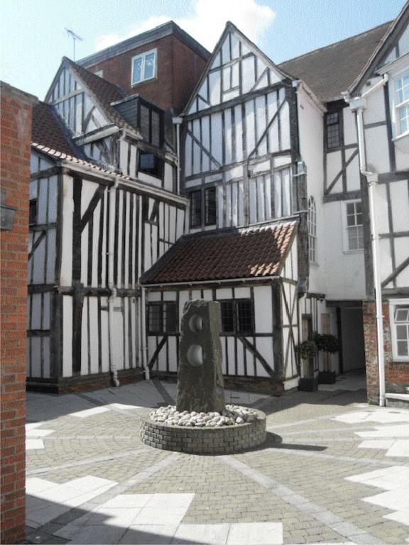 11 Talbot Court Apartamento York Exterior foto